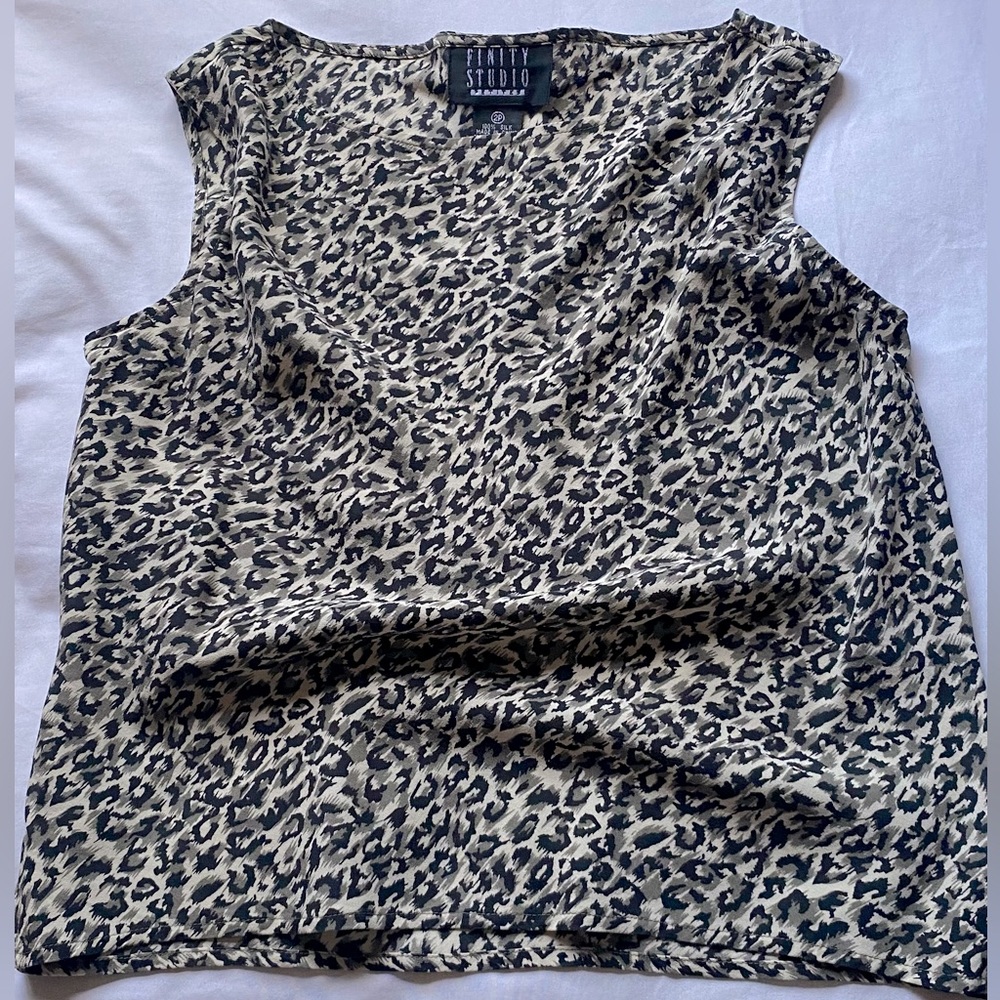 Sleeveless Leopard Print Silk Top by Finity Studio Petite | Size 2P | NWOT